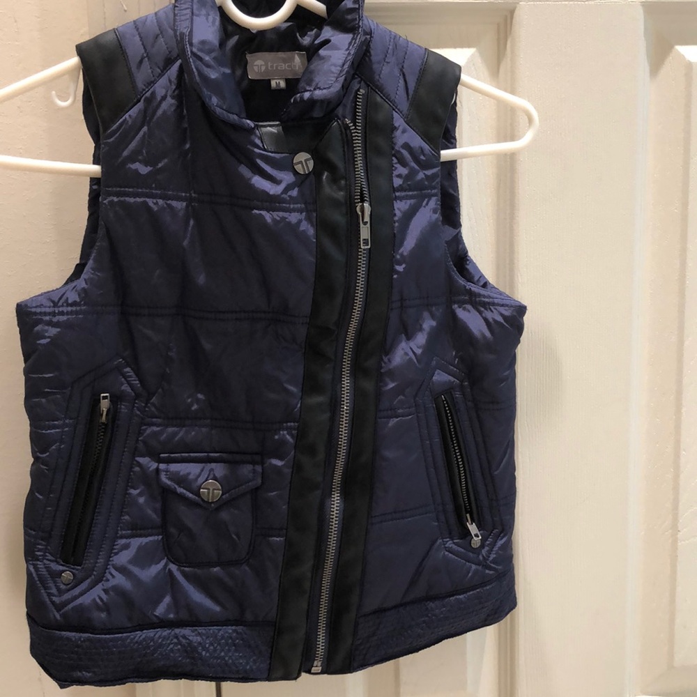 Tractr Navy Girls vest. Size Med